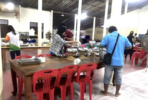 ไฟล์แนบ กปภ.สาขาขลุง เข้าร่วมกิจกรรมเข้าวัดทำบุญวันธรรมสวนะ (วันพระ) ณ วัดช้างข้าม ตำบลซึ้ง อำเภอขลุง จังหวัดจันทบุรี