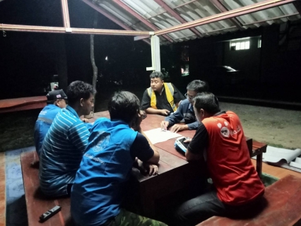 ไฟล์แนบ กปภ.สาขากระบี่ ดำเนินงานตามแผนบริหารจัดการน้ำสูญเสียเชิงรุก เดินหน้าลงพื้นที่ DM06-02 ถนนอุตรกิจ ตำบลปากน้ำ อำเภอเมือง จังหวัดกระบี่ เดินเท้าหาท่อแตกรั่ว พร้อมซ่อมปิดจุด เพื่อลดการเกิดน้ำสูญเสีย 