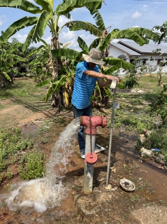 ไฟล์แนบ กปภ.สาขาพังงา ลงพื้นที่ระบายตะกอนในเส้นท่อ 