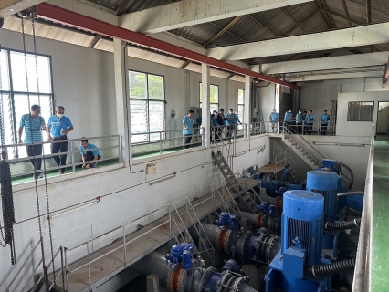 ไฟล์แนบ กปภ.สาขาธัญบุรี จัดประชุมติดตามผลการดำเนินงานโครงการจัดการน้ำสะอาดและการบำรุงรักษาเชิงป้องกัน (WSP&PM) ภาคีเครือข่าย กปภ.สาขาธัญบุรี ครั้งที่ 2/2566 โดยให้การต้อนรับคณะทำงาน ณ ห้องประชุมสถานีผลิตจ่ายน้ำธัญบุรี คลอง 13 อ.ธัญบุรี จ.ปทุมธานี