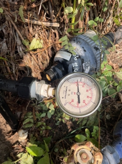 ไฟล์แนบ การประปาส่วนภูมิภาคสาขาตะกั่วป่า ดำเนินการตามแผนงานบริการและควบคุมน้ำสูญเสีย ตรวจสอบแรงดันน้ำ