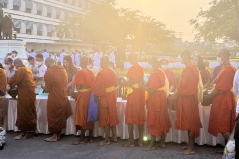 ไฟล์แนบ กปภ.ข.6 ร่วมพิธีทำบุญตักบาตร กิจกรรมเฉลิมฉลองวาระครบรอบ 100 ปี วันประสูติ สมเด็จพระเจ้าพี่นางเธอ เจ้าฟ้ากัลยานิวัฒนา กรมหลวงนราธิวาสราชนครินทร์