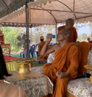 ไฟล์แนบ งานลูกค้าสัมพันธ์ กปภ.ข.8 ร่วมกับ กปภ.สาขาพิบูลมังสาหาร ให้บริการน้ำดื่มตรา กปภ. ในงานพิธีบวงสรวงเพื่อยกเสาเอกพระบรมธาตุศรีแสงธรรมมหาวชิระโมลี