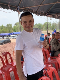 ไฟล์แนบ งานลูกค้าสัมพันธ์ กปภ.ข.8 ร่วมกับ กปภ.สาขาพิบูลมังสาหาร ให้บริการน้ำดื่มตรา กปภ. ในงานพิธีบวงสรวงเพื่อยกเสาเอกพระบรมธาตุศรีแสงธรรมมหาวชิระโมลี