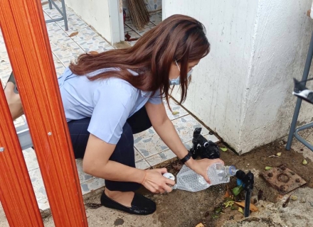 ไฟล์แนบ กปภ.สาขาขลุง และงานควบคุมคุณภาพน้ำ 2 กปภ.เขต 1 ร่วมกับเจ้าหน้าที่สาธารณสุขจังหวัด พร้อมด้วยเจ้าหน้าที่ศูนย์อนามัยที่ 6 ชลบุรี ลงพื้นที่ตรวจสอบคุณภาพน้ำ และเก็บตัวอย่างน้ำเพื่อตรวจสอบหาเชื้อโคลิฟอร์มแบคทีเรีย ป้องกันการแพร่ระบาดของเชื้อโนโรไวรัส (Norovirus) และสร้างความเชื่อมั่นในคุณภาพน้ำประปา (Water is Life)