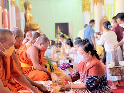 ไฟล์แนบ กปภ.สาขาสมุทรสงคราม ร่วมทำบุญตักบาตรในโครงการชูธรรมนำชีวิต ณ วัดน้อยแสงจันทร์