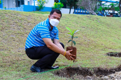ไฟล์แนบ กปภ.สาขาประจวบคีรีขันธ์ จัดกิจกรรมปลูกต้นไม้ในบริเวณสำนักงาน เนื่องในวันป่าชุมชนแห่งชาติ