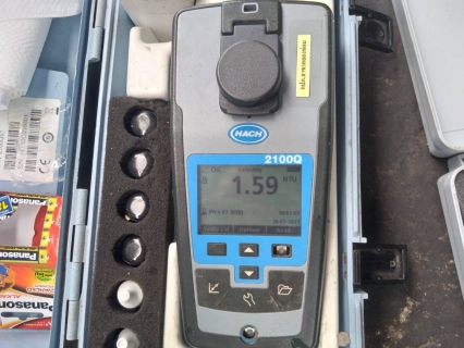 ไฟล์แนบ การประปาส่วนภูมิภาคสาขาคลองท่อมเข้าตรวจสอบคุณภาพน้ำ ณ ตำบลคลองท่อมใต้ อำเภอคลองท่อม จังหวัดกระบี่