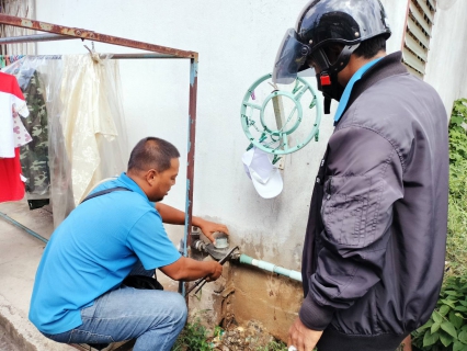 ไฟล์แนบ การประปาส่วนภูมิภาคสาขาชุมพร ลงพื้นที่ดำเนินกิจกรรมเติมใจให้กัน บริเวณ ตำบลปากน้ำ อำเภอเมือง จังหวัดชุมพร