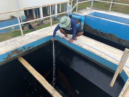 ไฟล์แนบ การประปาส่วนภูมิภาคสาขาประจวบคีรีขันธ์ ดำเนินการล้างถังตกตะกอนโรงกรองขนาด 400 ลบม./ชม. และโรงกรองขนาด 200 ลบม./ชม.