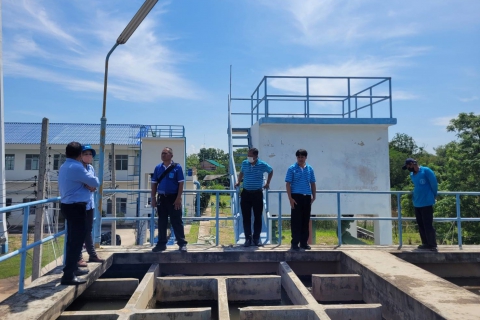 ไฟล์แนบ ผอ.กปภ.ข.6 ลงพื้นที่ตรวจเยี่ยมและติดตามสถานการณ์น้ำ กปภ.สาขาหนองบัวแดง จ.ชัยภูมิ