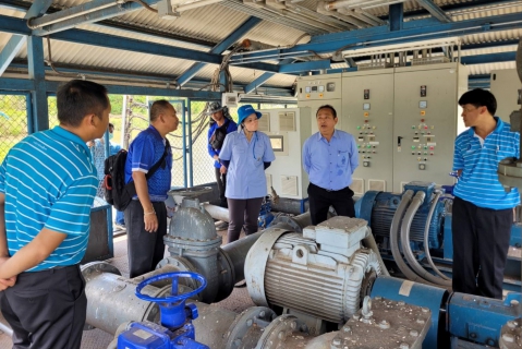 ไฟล์แนบ ผอ.กปภ.ข.6 ลงพื้นที่ตรวจเยี่ยมและติดตามสถานการณ์น้ำ กปภ.สาขาหนองบัวแดง จ.ชัยภูมิ