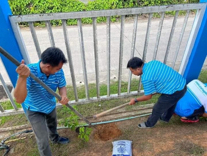 ไฟล์แนบ การประปาส่วนภูมิภาคสาขาอ่าวลึก จัดกิจกรรมโครงการ กปภ.ปลูกป่าเพื่อแผ่นดิน เทิดพระเกียรติพระบาทสมเด็จพระบรมชนกาธิเบศรมหาภูมิพลอดุลยเดชมหาราช บรมนาถบพิตร (Father's Land) ปี 2566