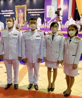 ไฟล์แนบ กปภ.สาขาขลุง เข้าร่วมพิธีถวายราชสักการะพร้อมวางพานพุ่มเงิน - พุ่มทอง และพิธีจุดเทียนถวายพระพรชัยมงคลในกิจกรรมวันเฉลิมพระเกียรติสมเด็จพระนางเจ้าฯ พระบรมราชินี เนื่องในโอกาสวันเฉลิมพระชนมพรรษา 3 มิถุนายน 2566