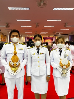 ไฟล์แนบ การประปาส่วนภูมิภาคสาขาท่าแซะ ร่วมพิธีถวายราชสักการะและวางพานพุ่ม และพิธีจุดเทียนถวายพระพรชัยมงคล เนื่องในโอกาสวันเฉลิมพระชนมพรรษา สมเด็จพระนางเจ้า ฯ พระบรมราชินี