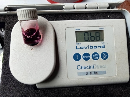 ไฟล์แนบ วันพุธที่ 7 มิถุนายน 2566  การประปาส่วนภูมิภาคสาขากาญจนดิษฐ์ ภายใต้การนำของ นายสุรพงศ์ สมหวัง ผู้จัดการการประปาส่วนภูมิภาคสาขากาญจนดิษฐ์ มอบหมายพนักงาน งานผลิต ลงพื้นที่ตรวจสอบคุณภาพจำนวน 6 จุด เพื่อเป็นการทวนสอบ RE-CHECK คุณภาพน้ำในระบบจำหน่ายตามโครงการ Water is life อีกทั้งเป็นการควบคุมคุณภาพน้ำประปาให้ได้มาตรฐาน ของกรมอนามัยและของ การประปาส่วนภูมิภาคต่อไป 