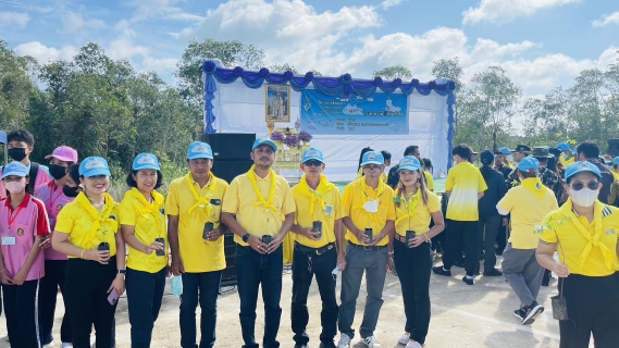 ไฟล์แนบ การประปาส่วนภูมิภาคสาขาชุมพร ร่วมกับจังหวัดชุมพร ดำเนินกิจกรรมปลูกต้นไม้ เนื่องในวันคล้ายวันเฉลิมพระชนมพรรษา สมเด็จพระนางเจ้าสุทิดาพัชรสุธาพิมลลักษณ พระบรมราชินี