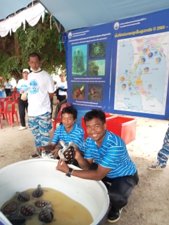 ไฟล์แนบ การประปาส่วนภูมิภาคสาขากาญจนดิษฐ์ เข้าร่วมกิจกรรมวันทะเลโลก (World Ocean Day) ภายใต้หัวข้อ มาร่วมกัน" เปลี่ยน พลิกฟื้น คืนโลกสีคราม " ณ ชายหาดนางกำ ตำบลดอนสัก อำเภอดอนสัก จังหวัดสุราษฎร์ธานี 