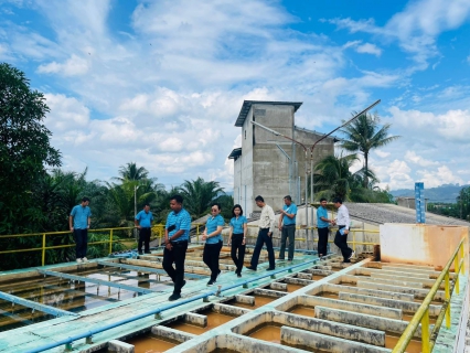 ไฟล์แนบ การประปาส่วนภูมิภาคสาขาอ่าวลึก  ให้การต้อนรับ นายสุรชัย เชื้อแพ่ง รองผู้ว่าการ (ปฏิบัติการ 5) และคณะผู้บริหาร จาก กปภ. ในโอกาสลงพื้นที่ ตรวจเยี่ยม กปภ.สาขาอ่าวลึก จ.กระบี่ 