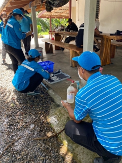 ไฟล์แนบ น้ำคือชีวิต Water is Life คุณภาพน้ำประปาต้องมาก่อน สร้างความเชื่อมั่น สร้างความมั่นใจ สร้างความประทับใจ เพราะเราใส่ใจคุณภาพน้ำประปา กปภ.สาขากาญจนดิษฐ์ 