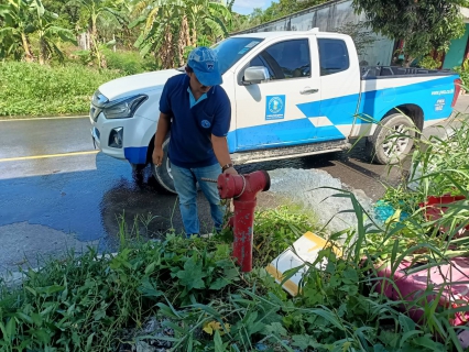 ไฟล์แนบ การประปาส่วนภูมิภาคสาขาคลองท่อมดำเนินการเปิดล้างตะกอนระบายในเส้นท่อจ่ายน้ำ (Blow off) ผ่านหัวดับเพลิง โดยลงพื้นที่บริเวณพื้นที่ตำบลลำทับ อำเภอลำทับจังหวัดกระบี่