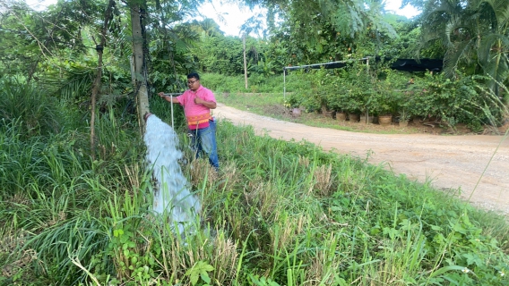 ไฟล์แนบ การประปาส่วนภูมิภาคสาขากระบี่ ดำเนินการตามแผนงานบริการและควบคุมน้ำสูญเสีย โบล์วน้ำเพื่อระบายตะกอนในเส้นท่อ บริเวณควนส้มสร้อย ถนนวัชระ8 ตำบลปากน้ำ อำเภอเมืองกระบี่ จังหวัดกระบี่