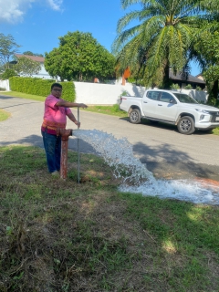 ไฟล์แนบ การประปาส่วนภูมิภาคสาขากระบี่ ดำเนินการตามแผนงานบริการและควบคุมน้ำสูญเสีย โบล์วน้ำเพื่อระบายตะกอนในเส้นท่อ บริเวณควนส้มสร้อย ถนนวัชระ8 ตำบลปากน้ำ อำเภอเมืองกระบี่ จังหวัดกระบี่