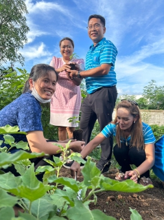 ไฟล์แนบ การประปาส่วนภูมิภาคสาขาชุมพร ร่วมมือสร้างความสัมพันธ์ ดำเนินกิจกรรม "ผักสวนครัว รั้วกินได้"
