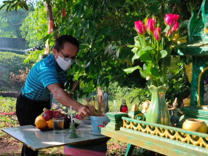 ไฟล์แนบ กปภ.สาขาภูเก็ต ร่วมจัดกิจกรรม พิธีสักการะพระภูมิเจ้าที่ ศาลพระแม่ธรณีวิสุทธิสรรพสักขีบารมีธำรงชล ที่ประดิษฐานบริเวณด้านหน้าอาคารสำนักงาน และพิธีสักการะศาลเจ้าแม่นวลน้องตะเคียนทอง 