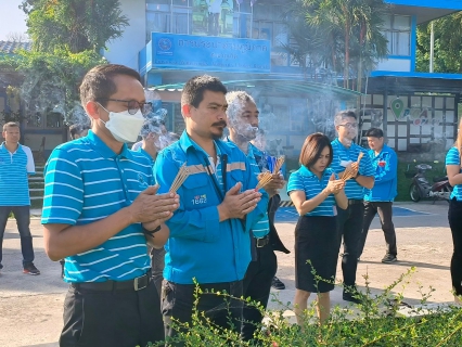 ไฟล์แนบ กปภ.สาขาภูเก็ต ร่วมจัดกิจกรรม พิธีสักการะพระภูมิเจ้าที่ ศาลพระแม่ธรณีวิสุทธิสรรพสักขีบารมีธำรงชล ที่ประดิษฐานบริเวณด้านหน้าอาคารสำนักงาน และพิธีสักการะศาลเจ้าแม่นวลน้องตะเคียนทอง 