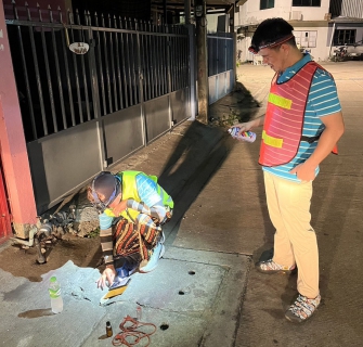 ไฟล์แนบ การประปาส่วนภูมิภาค (กปภ.) สาขาบ้านบึง ลงพื้นที่สำรวจจุดแตกรั่ว เดินหน้าลดน้ำสูญเสีย