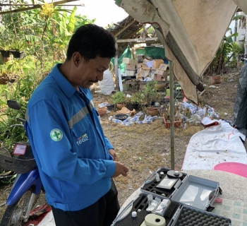 ไฟล์แนบ การประปาส่วนภูมิภาคสาขาอ่าวลึก ออกพื้นที่ตรวจสอบคุณภาพน้ำประปา ตรวจวัดค่าคลอรีน ค่าความขุ่นในน้ำประปา 
