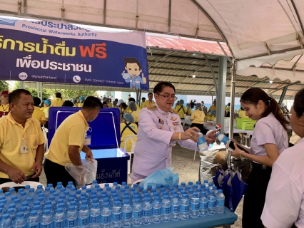 ไฟล์แนบ กปภ.ข.4 ร่วมเฝ้ารับเสด็จพระบาทสมเด็จพระเจ้าอยู่หัว และสมเด็จพระนางเจ้าฯ พระบรมราชินี เนื่องในโอกาสเสด็จพระราชดำเนินทรงประกอบพิธีวางศิลาฤกษ์ และเปิด ที่ทำการศาลอุทธรณ์ ภาค 8 และ เปิดอาคารศาลากลางจังหวัดภูเก็ต (หลังใหม่) ตำบลตลาดใหญ่ อำเภอเมืองภูเก็ต จังหวัดภูเก็ต