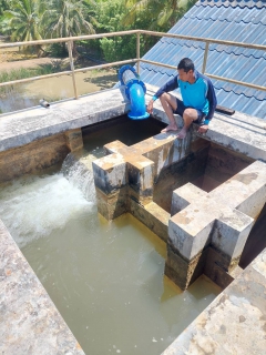 ไฟล์แนบ การประปาส่วนภูมิภาคสาขากาญจนดิษฐ์ ดำเนินการล้างทำความสะอาดบ่อแบ่งน้ำ สถานีผลิตน้ำวิภาวดี หน่วยบริการบ้านใน ตามแผนโครงการจัดการน้ำสะอาด ประจำไตรมาส 3/2566