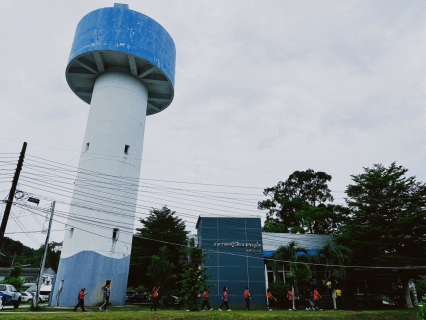 ไฟล์แนบ กปภ.สาขาภูเก็ต ร่วมกับ กปภ.ข.4 จัดกิจกรรม อาสาประปาเพื่อปวงชน สร้างเครือข่ายฮีโร่น้อยอาสาพิทักษ์น้ำจาก โรงเรียนบ้านบางทอง และ โรงเรียนเทศบาล 2 บ้านกะทู้  