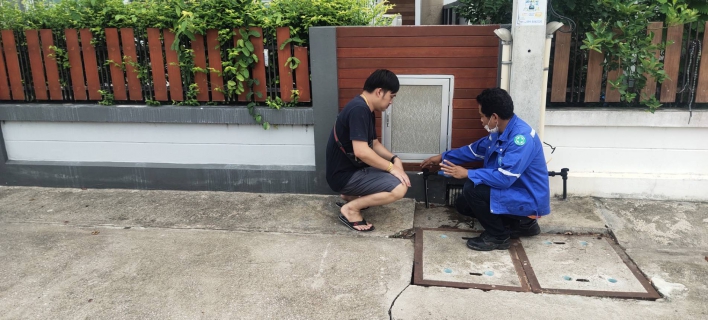 ไฟล์แนบ กปภ.สาขากำแพงเพชร ส่งมิสเตอร์ประปา ตรวจสอบค่าน้ำขึ้นสูงพร้อมให้คำแนะนำ ลูกค้าประทับใจชื่นชมในงานบริการ