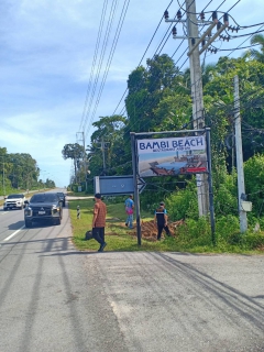 ไฟล์แนบ การประปาส่วนภูมิภาคสาขาตะกั่วป่า ลงพื้นที่สำรวจออกแบบย้ายแนวท่อ แก้ไขปัญหาการระบายน้ำ บริเวณสองข้างทางของถนนเพชรเกษม ตำบลคึกคัก อำเภอตะกั่วป่า (ตรงข้ามหนองมูลตะกั่ว)