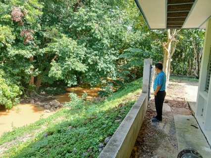 ไฟล์แนบ การประปาส่วนภูมิภาคสาขากาญจนดิษฐ์ ดำเนินการสำรวจปริมาณน้ำดิบและตรวจสอบปริมาณน้ำดิบ เฝ้าระวังภัยแล้ง แล้งนี้ต้องผ่านไปได้