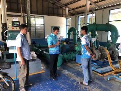 ไฟล์แนบ การประปาส่วนภูมิภาคสาขากาญจนดิษฐ์ ให้การต้อนรับ นายบุญส่ง ศรีวิเชียร ผู้ช่วยผู้อำนวยการการประปาส่วนภูมิภาคเขต 4 (วิชาการ) ในโอกาสลงพื้นที่ ตรวจเยี่ยมกปภ.สาขากาญจนดิษฐ์