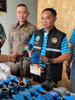 ไฟล์แนบ กปภ.สาขาขอนแก่น (พ) ร่วมงานเเถลงข่าว จับกุมผู้ต้องหาก่อเหตุลักทรัพย์(มาตรวัดน้ำ) เเละตรวจค้นร้านรับซื้อของเก่า พร้อมตรวจยึดมาตรวัดน้ำประปา ประมาณ 226 ตัว