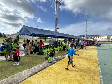 ไฟล์แนบ กปภ.สาขาภูเก็ต ร่วมพิธีเปิดการแข่งขันกีฬา - กรีฑานักเรียนในเขตเทศบาลเมืองกะทู้ ประจำปี 2566