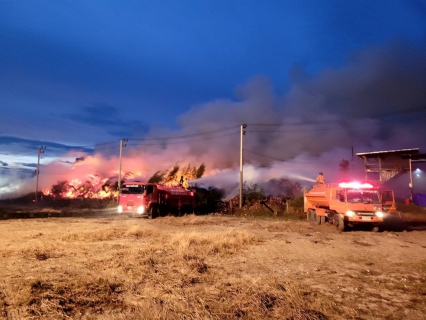 ไฟล์แนบ กปภ.สาขากุยบุรี ร่วมระงับเหตุสกัดเพลิงไหม้โรงงานใยมะพร้าว