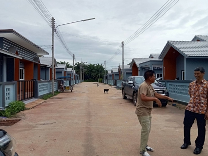 ไฟล์แนบ การประปาส่วนภูมิภาคสาขากาญจนดิษฐ์ ลงพื้นที่พบผู้ใช้น้ำรายใหญ่ ภายใต้กิจกรรมมุ่งมั่นเพื่อปวงชน เติมใจให้กันประจำปี 2566 ณ โครงการบ้านจันทร์จิราวิลเลจ  ตำบลทุ่งกง กาญจนดิษฐ์ อำเภอกาญจนดิษฐ์ จังหวัดสุราษฎร์ธานี 