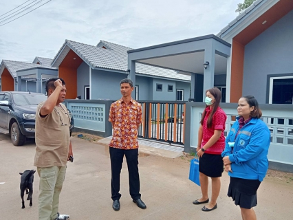 ไฟล์แนบ การประปาส่วนภูมิภาคสาขากาญจนดิษฐ์ ลงพื้นที่พบผู้ใช้น้ำรายใหญ่ ภายใต้กิจกรรมมุ่งมั่นเพื่อปวงชน เติมใจให้กันประจำปี 2566 ณ โครงการบ้านจันทร์จิราวิลเลจ  ตำบลทุ่งกง กาญจนดิษฐ์ อำเภอกาญจนดิษฐ์ จังหวัดสุราษฎร์ธานี 