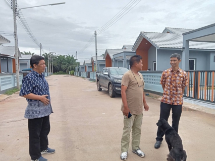 ไฟล์แนบ การประปาส่วนภูมิภาคสาขากาญจนดิษฐ์ ลงพื้นที่พบผู้ใช้น้ำรายใหญ่ ภายใต้กิจกรรมมุ่งมั่นเพื่อปวงชน เติมใจให้กันประจำปี 2566 ณ โครงการบ้านจันทร์จิราวิลเลจ  ตำบลทุ่งกง กาญจนดิษฐ์ อำเภอกาญจนดิษฐ์ จังหวัดสุราษฎร์ธานี 