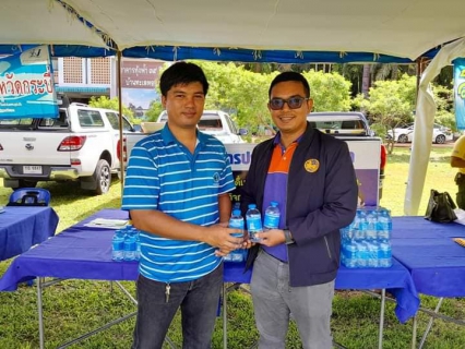 ไฟล์แนบ การประปาส่วนภูมิภาคสาขาอ่าวลึก มอบน้ำดื่มบรรจุขวดตราสัญลักษณ์ กปภ. ประจำจุดบริการน้ำดื่มเพื่อบริการประชาชนที่เข้าร่วมโครงการจังหวัดกระบี่เคลื่อนที่ ประจำปีงบประมาณ พ.ศ.2566 ครั้งที่ 8