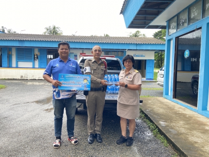 ไฟล์แนบ กปภ.สาขาขลุง มอบน้ำดื่มตราสัญลักษณ์ กปภ. ให้แก่ สถานีตำรวจภูธรขลุง