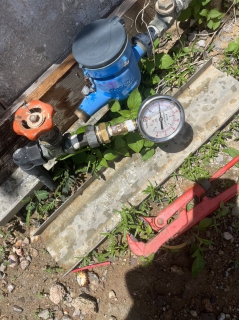 ไฟล์แนบ การประปาส่วนภูมิภาคสาขาท่าแซะ ดำเนินการตามแผนงานบริการและควบคุมน้ำสูญเสีย โดยตรวจสอบแรงดันน้ำ ในพื้นที่ชุมชนบ้านทุ่งน้ำใส ตำบลดอนยาง อำเภอปะทิว จังหวัดชุมพร 