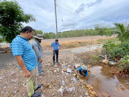 ไฟล์แนบ กปภ.สาขาขลุง ออกสำรวจหาท่อรั่วในพื้นที่ตามแผน MM05, MM06 สถานีผลิตน้ำพลิ้ว จ่ายพื้นที่ ต.บางสระเก้า, ต.พลิ้ว พร้อมระบายตะกอนปลายเส้นท่อ ม.1 ต.บางสระเก้า ตรวจเช็คแรงดันตามเส้นท่อ และลงพื้นที่เชิงรุกตรวจสอบมาตรวัดน้ำ 0 ลบ.ม.