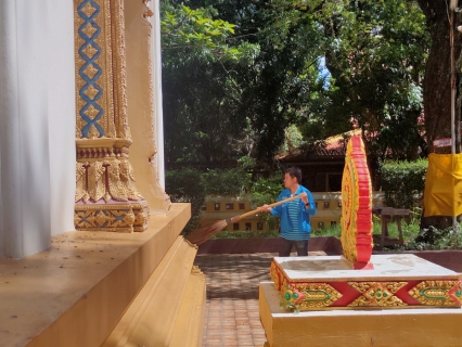 ไฟล์แนบ กปภ.สาขาพระนครศรีอยุธยา(พ) จัดกิจกรรมจิตอาสาทำความสะอาดบริเวณวัดโตนด เนื่องในโอกาสวันเฉลิมพระชนมพรรษาพระบาทสมเด็จพระเจ้าอยู่หัว